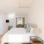 Casa Vieira Lobo Bed & Breakfast