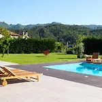 Casa Vieira Lobo Bed & Breakfast