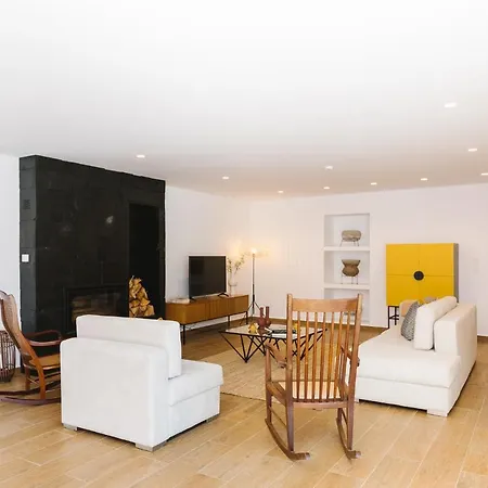 Casa Vieira Lobo לינה וארוחת בוקר