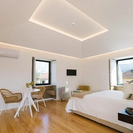 לינה וארוחת בוקר Casa Vieira Lobo