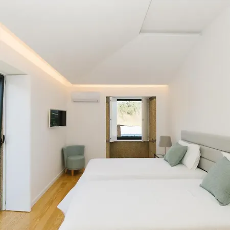 Casa Vieira Lobo ベッド・アンド・ブレックファスト アロウカ