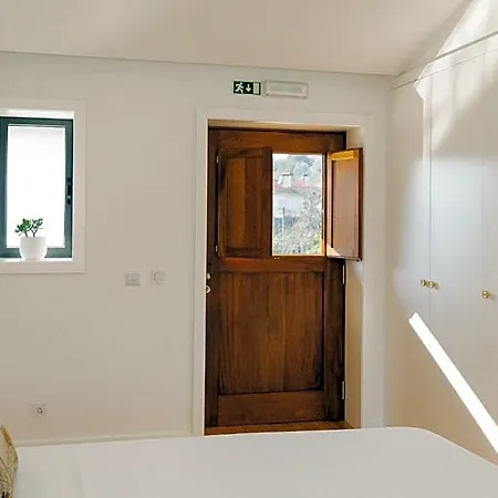Bed & Breakfast Casa Vieira Lobo Arouca
