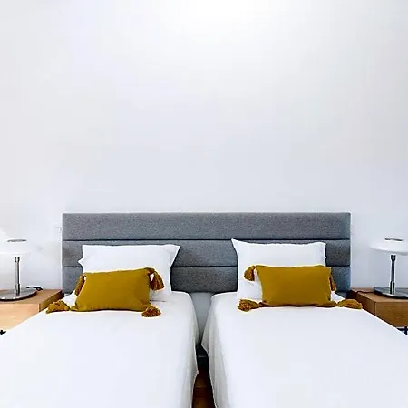 Casa Vieira Lobo Bed & Breakfast 4*