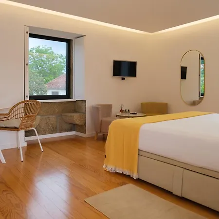 Frühstückspension Casa Vieira Lobo 4*